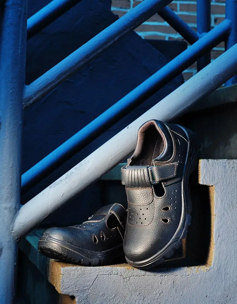 高级户外防水款安全鞋